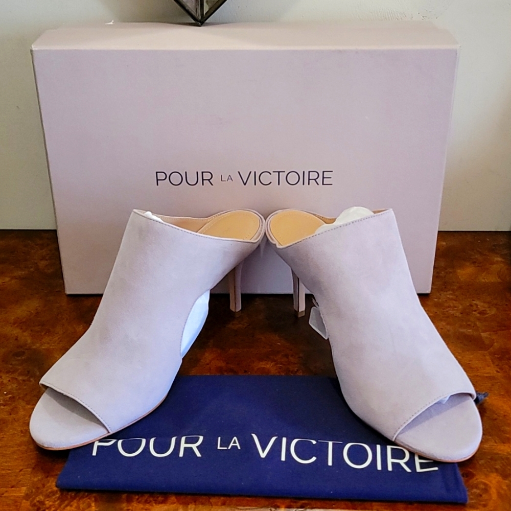 Pour LA Victoire Suede Mist